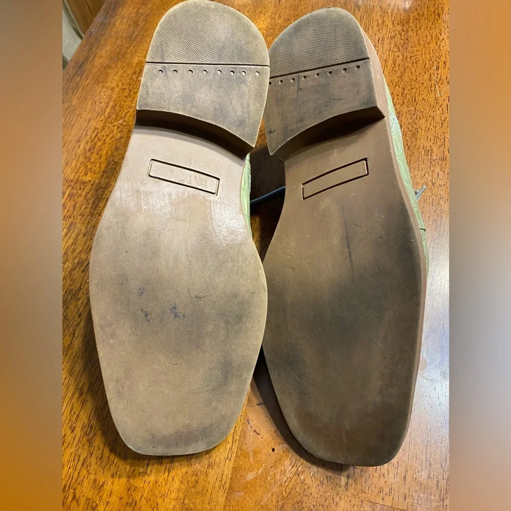 Hugo Vitelli‎ shoes.  11W.  Green alligator print.